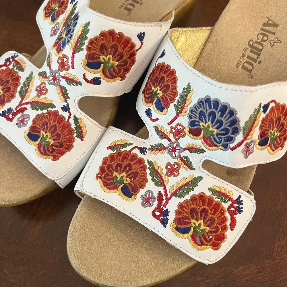 Alegria Linn needles and pins Embroidered Floral Sandals White Leather Size 10 - Picture 4 of 8